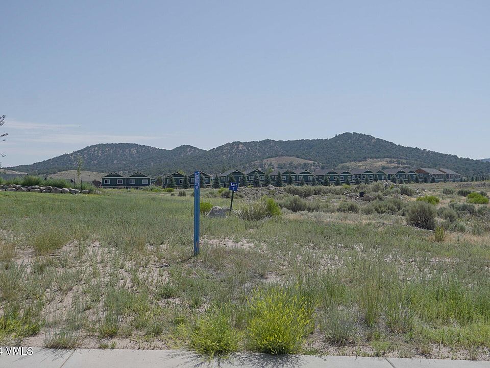 1st image of 301 Bridger Dr
