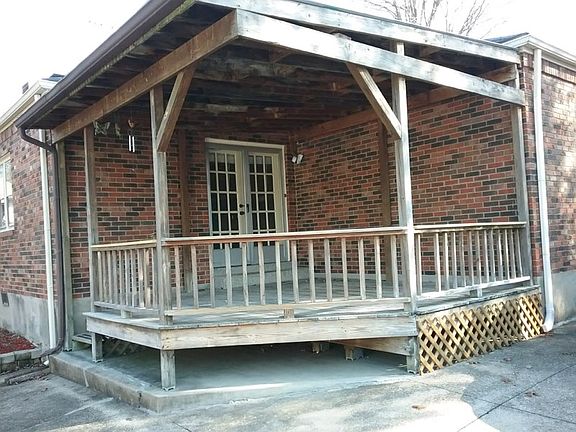3rd image of 3431 Eastside Dr