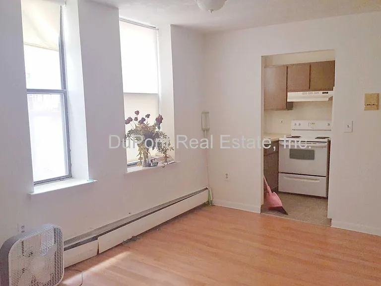 190 North St #4 — Photo 1