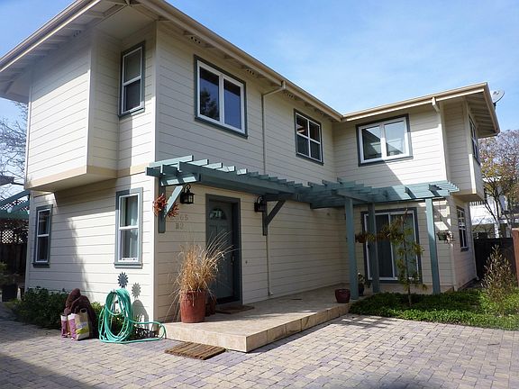 3rd image of 2665 Miller Ave #B-2
