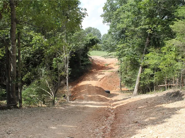 W Davis Rd, Fayetteville, AR 72704
