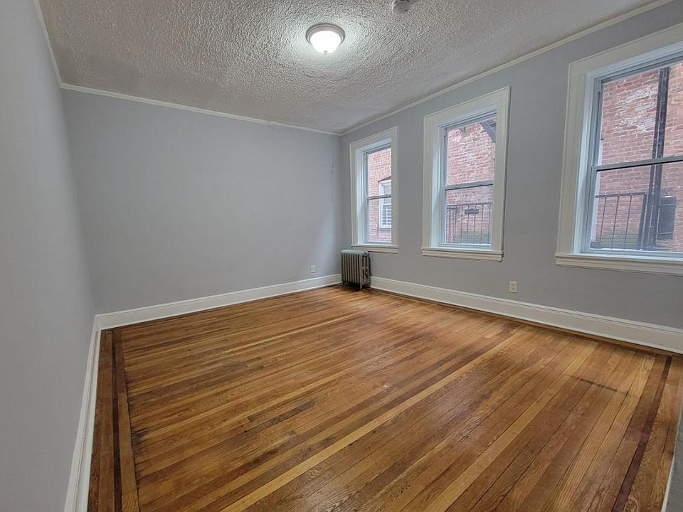 2nd image of 309 Park Ave APT 2B