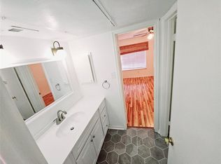 2350 Bering Dr APT 82, Houston, TX 77057