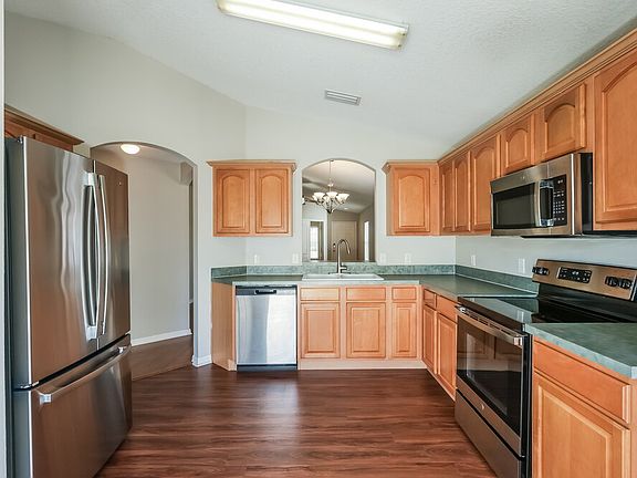 5th image of 8065 Canterbury Lake Blvd