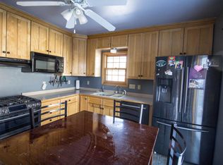 10922 W Mequanigo Dr, West Allis, WI 53227