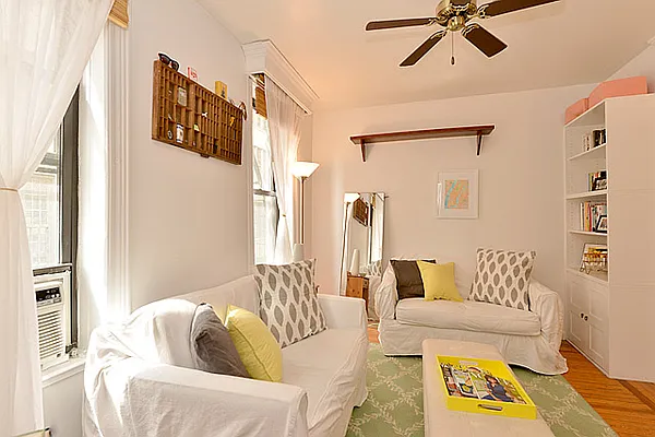 Sold by Portrait Realty | media 17