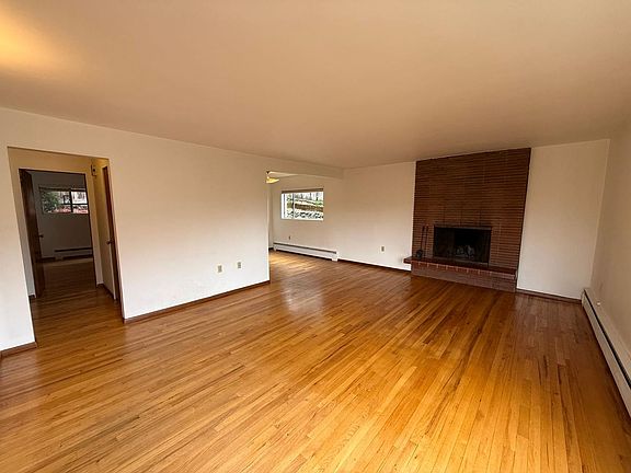 2nd image of 1920 N 36th St APT 4