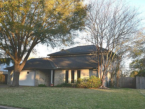 4th image of 3415 Oyster Cove Dr