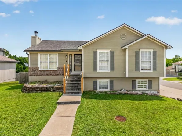 2021 Buckeye Ct, Excelsior Springs, MO 64024