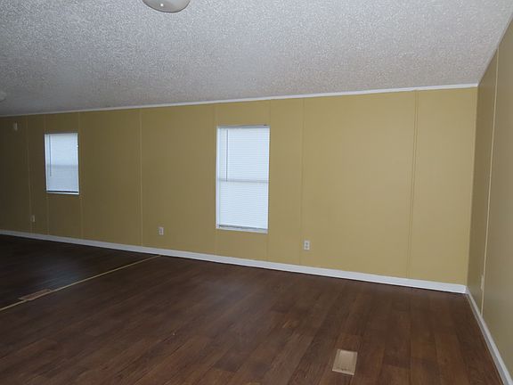 2nd image of 3535 Roberts Ave Lot 100
