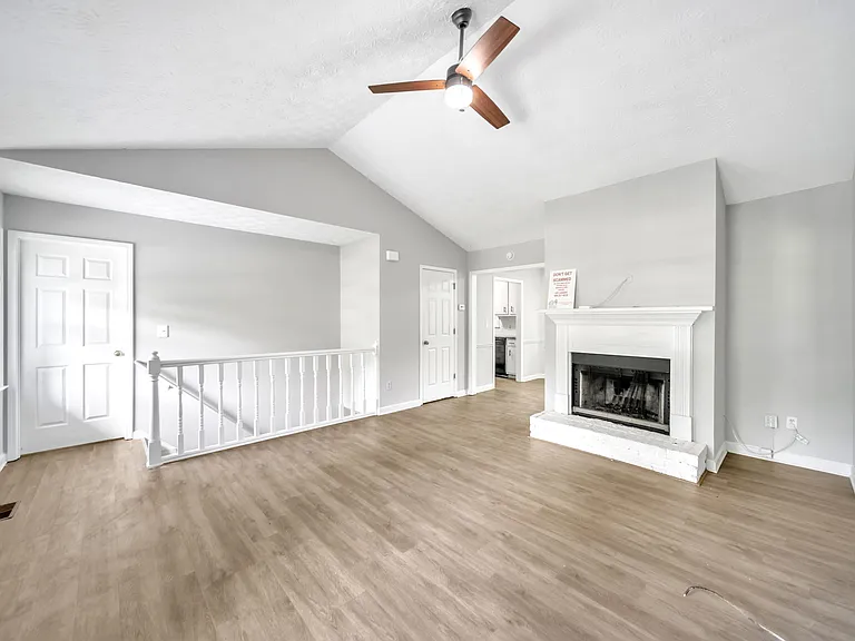 608 Wood Ridge Dr — Photo 7