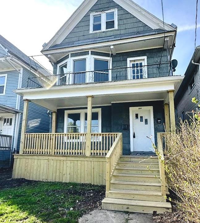 1st image of 165 Landon St