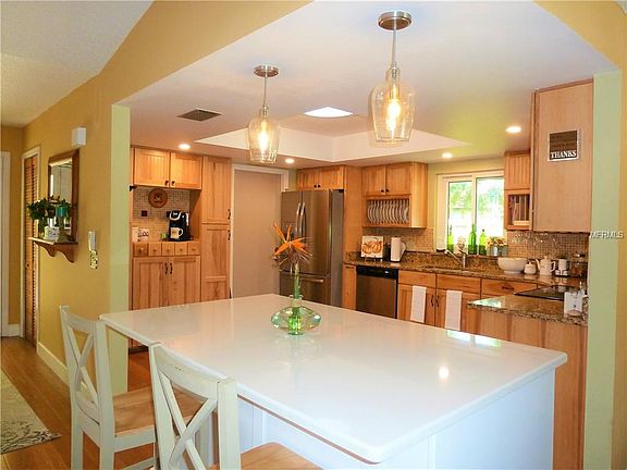 4th image of 6805 Paradise Bay Way