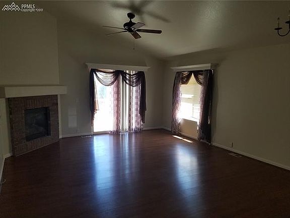 5th image of 9347 Baltusrol Ct