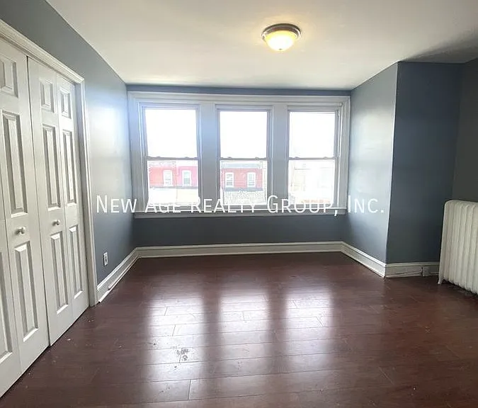 727 N 49th St — Photo 7