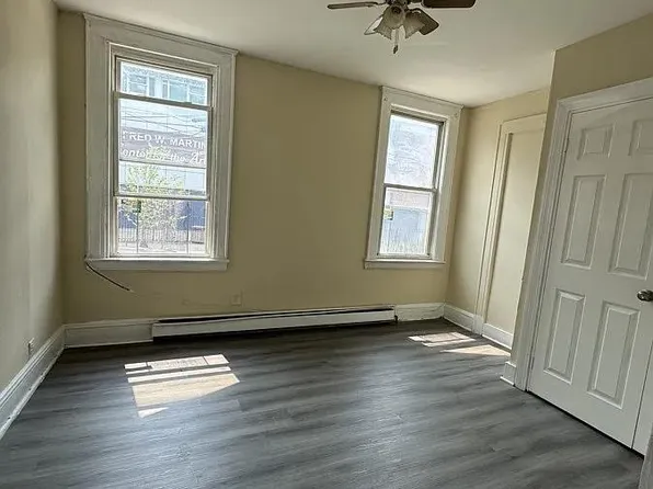 60 Wilkinson Ave, Jersey City, NJ