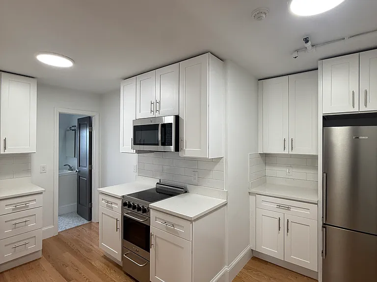 71 Westland Ave #2 — Photo 2