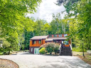 37 Lakeview Dr, Lake Ariel, PA 18436