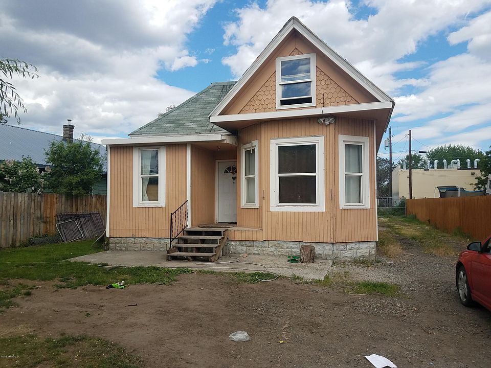 1st image of 711 S Naches Ave