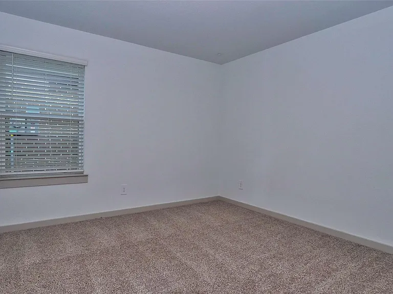 28915 Yachting Point Ln — Photo 10