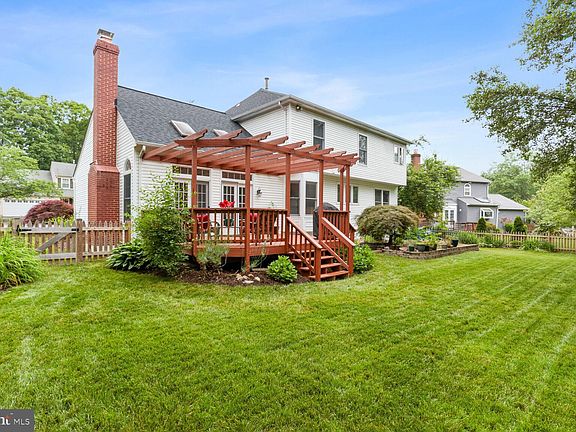 5th image of 8450 Lake Mist Way