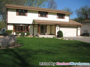 12046 Robin Rd N, Maple Grove, MN 55369