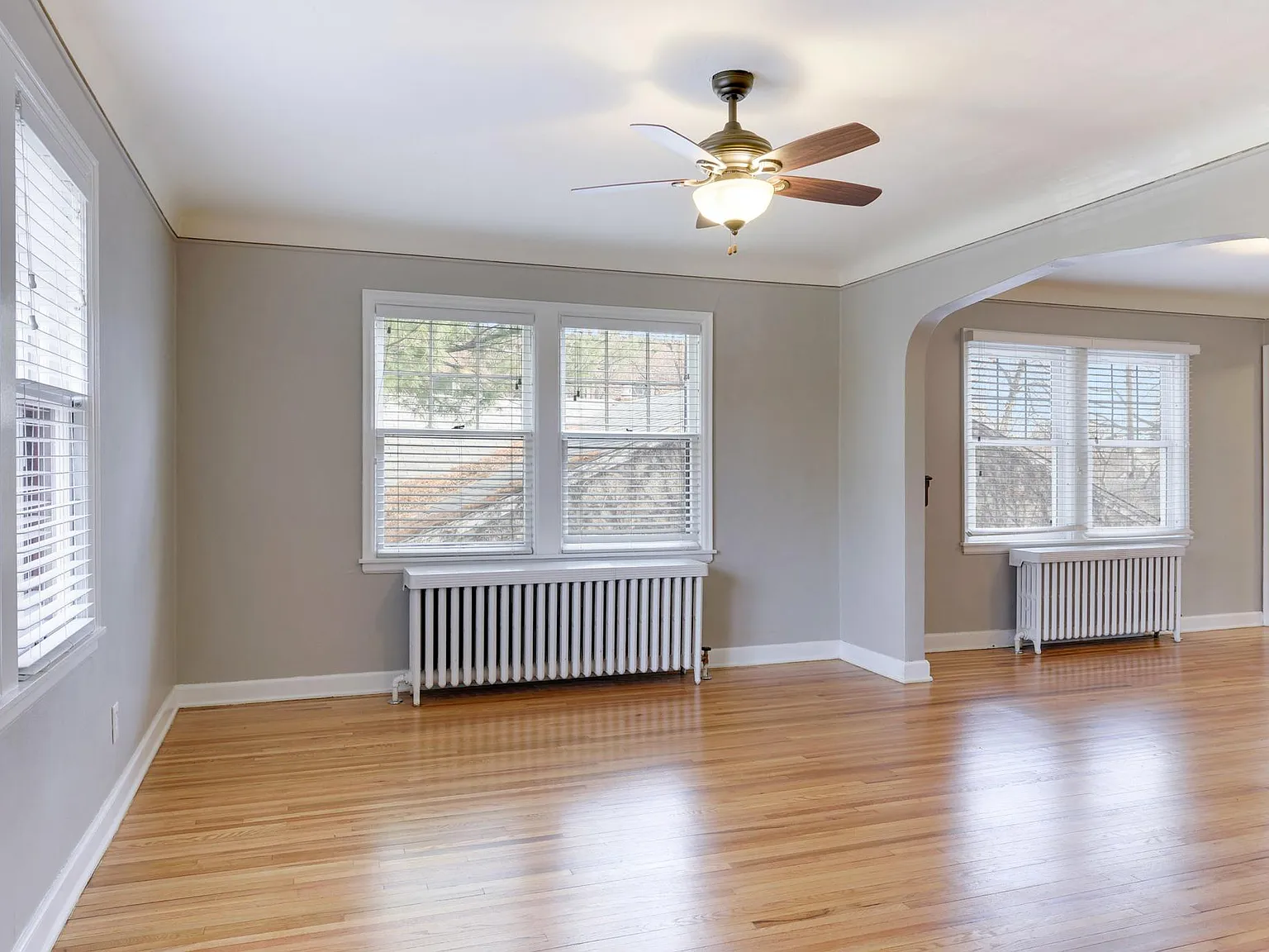 2 bed, 1000 sqft, $1,850 — Photo 4