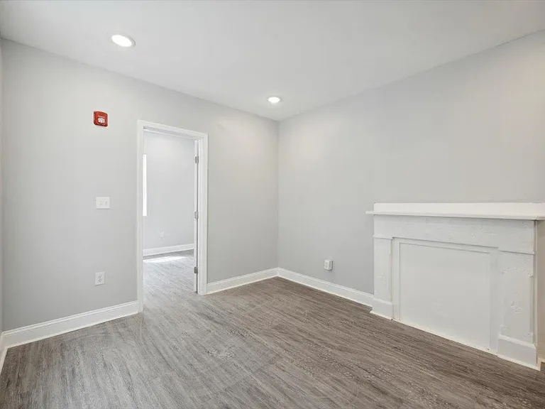 4118 Powelton Ave #2 — Photo 9