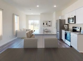 140 Gauntlet Dr, Jarrell, TX 76537