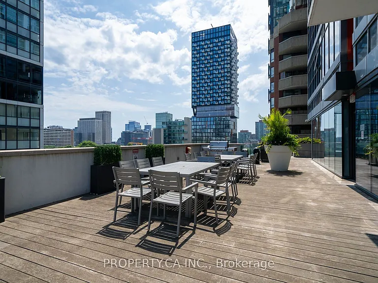 159 Dundas St E #1506 — Photo 40