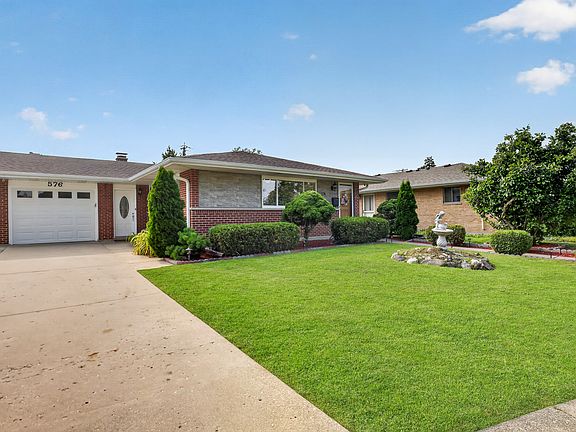 3rd image of 576 Dara James Rd
