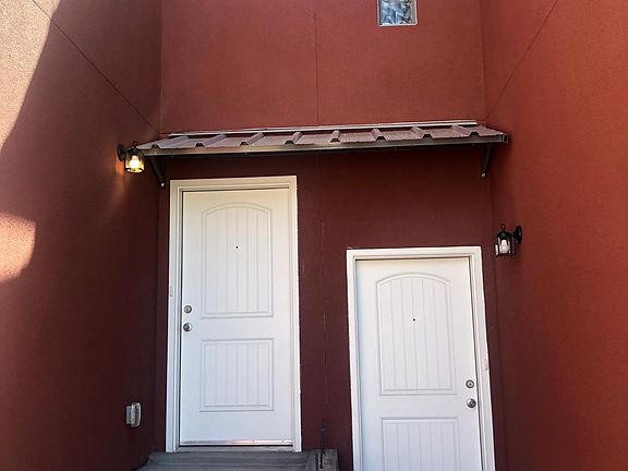 3rd image of 900 Chelwood Park Blvd NE
