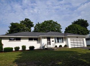 29 Redwood Dr, Rochester, NY 14617