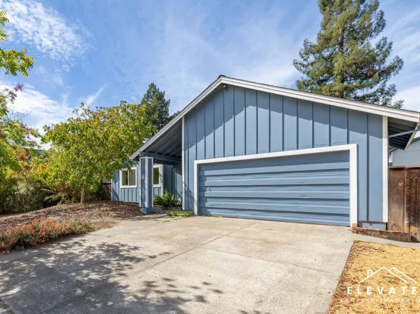1117 Putney Dr, Santa Rosa, CA 95401