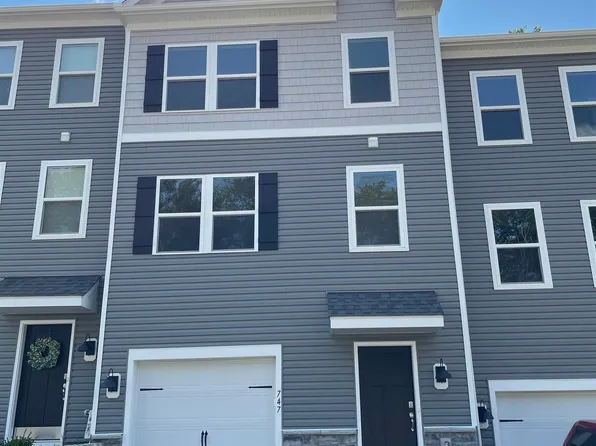 747 Hardman Dr, Morgantown, WV 26501