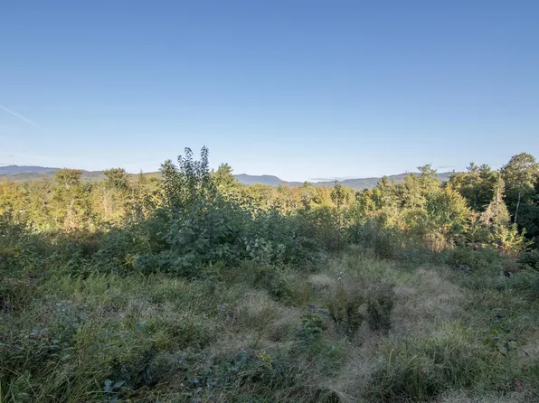 13 Centennial Way #13, Thornton, NH 03285