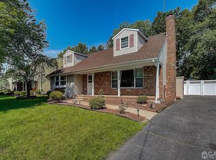 28 Adams St, Edison, NJ 08820