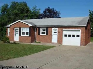 201 Locust Twin Oaks St, Bridgeport, WV 26330