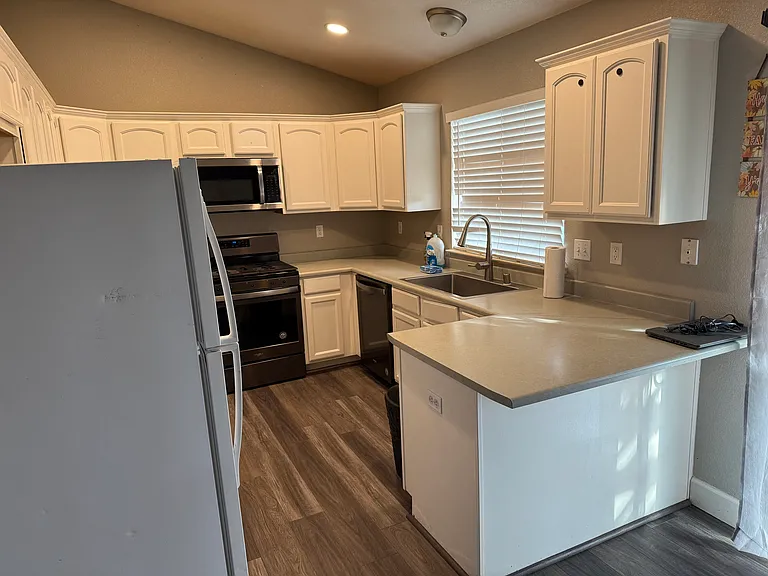 3609 Rush Lndg — Photo 3
