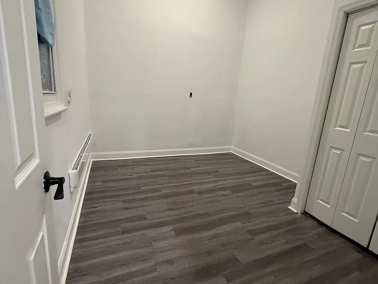 406 Communipaw Ave #4 — Photo 4