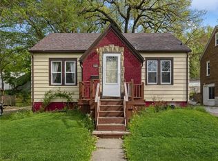 2513 Prospect Rd, Des Moines, IA 50310