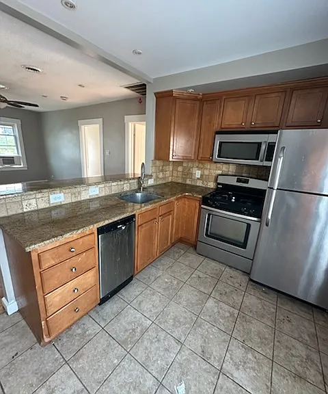 38 Dakota St #2 — Photo 2