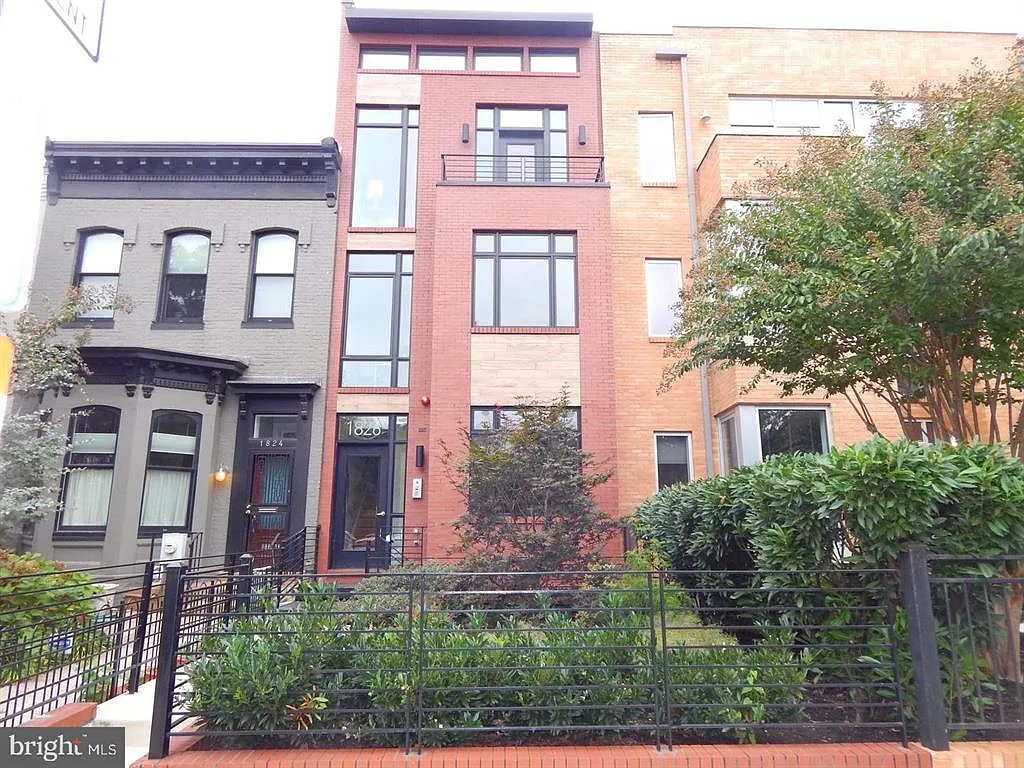 2 bed, 950 sqft, $4,200 — Photo 4