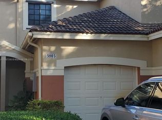 3803 Tree Top Dr #0, Fort Lauderdale, FL 33332