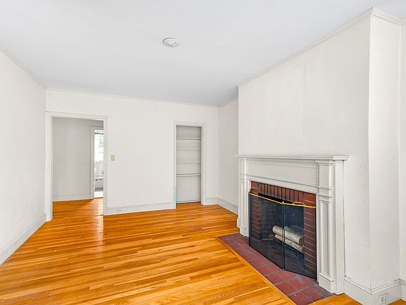 3rd image of 41 Bowdoin St APT 25