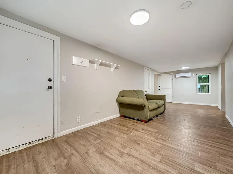 217 Johnson St #1 — Photo 9