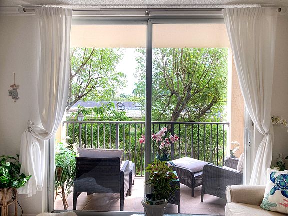 3rd image of 1801 N Flagler Drive #206