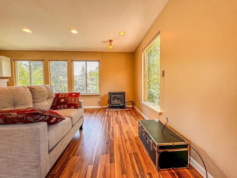2122 Jackson St #C — Photo 5