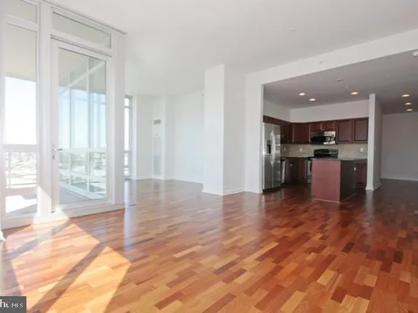 901 N Penn St Unit F1405, Philadelphia, PA 19123