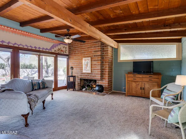 2549 N Indian Ridge Dr, Tucson, AZ 85715